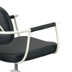 Chelsea Styling Chair - Black -Hairdressing Products 290 9760 9