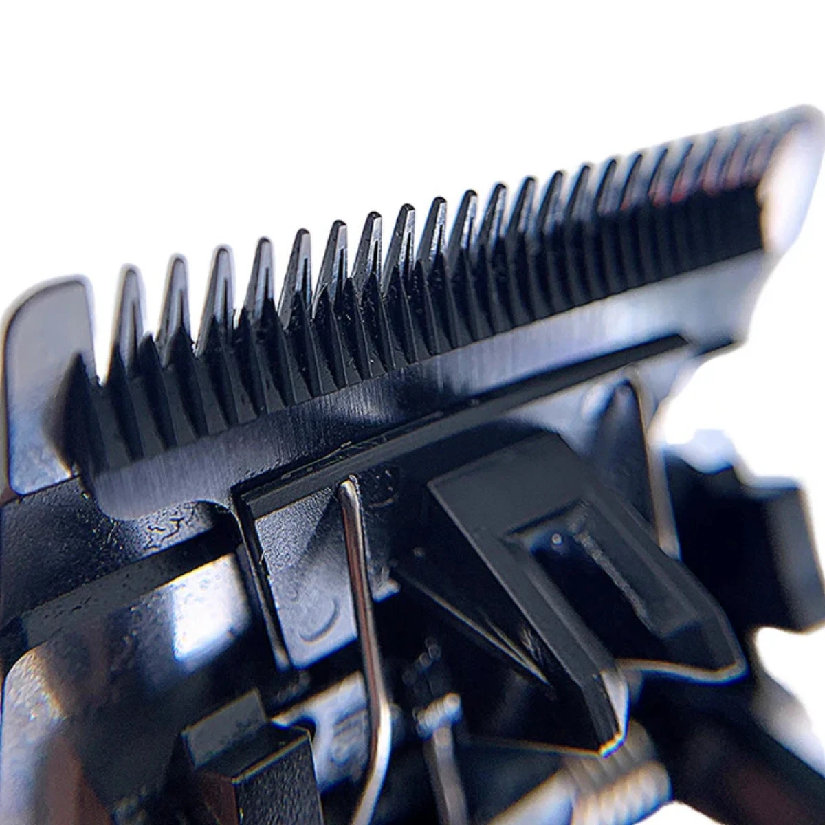 Supreme ST 2Spee Clipper Detachable Taper Blade 6 Supreme ST 2Spee Clipper Detachable Taper Blade - Image 4